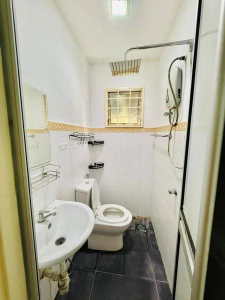 Pangsapuri untuk Disewa di Sri Kayangan (Casa Desira) - Basri Munir - Bathroom - PropertyGuru.com.my