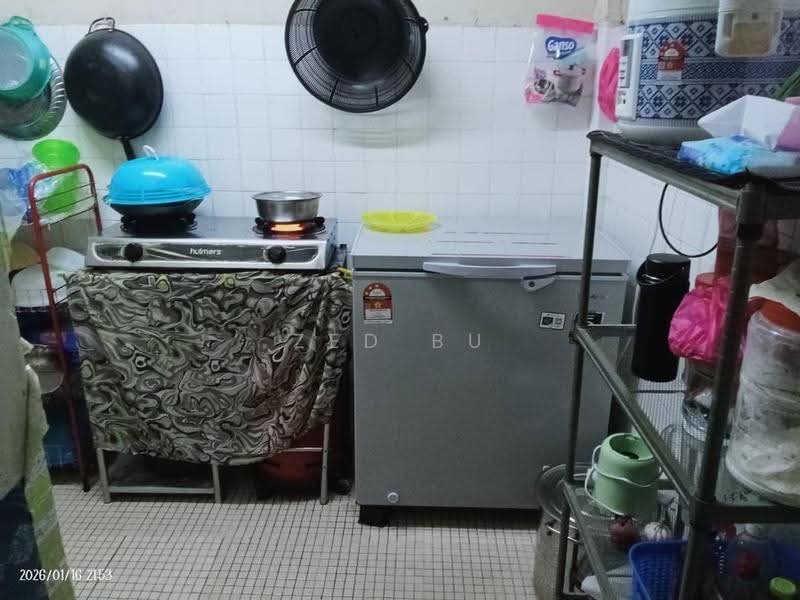 Rumah Flat untuk Dijual di Flat Pandan Jaya - Zed Bu - Kitchen - PropertyGuru.com.my