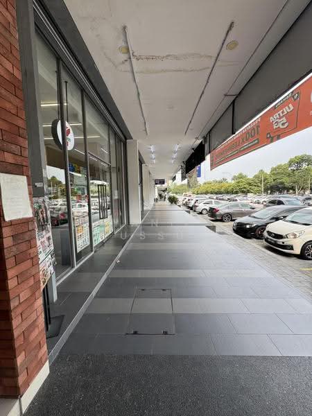 Shop / Office untuk Dijual di Bandar Kinrara Seksyen 5 (Bandar Kinrara) - Yanie Yussuf - Exterior - PropertyGuru.com.my