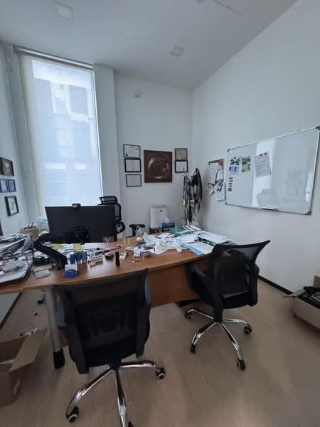 Shop / Office untuk Dijual di Bandar Kinrara Seksyen 5 (Bandar Kinrara) - Yanie Yussuf - Study - PropertyGuru.com.my