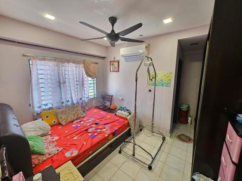 Pangsapuri untuk Dijual di Megaria Tulip - Leo Koh - Bedroom - PropertyGuru.com.my