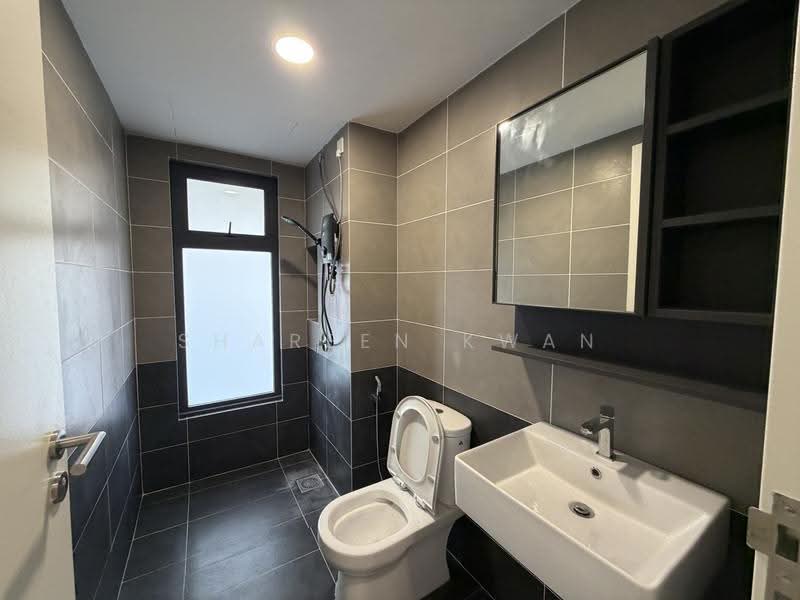 Service Residence for Rent at D'Clover Residences - Shareen Kwan - Bathroom - PropertyGuru.com.my