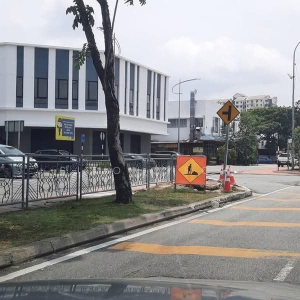 Kilang untuk Dijual di Taman Medan (Petaling Jaya) - Simon Yeow - PropertyGuru.com.my