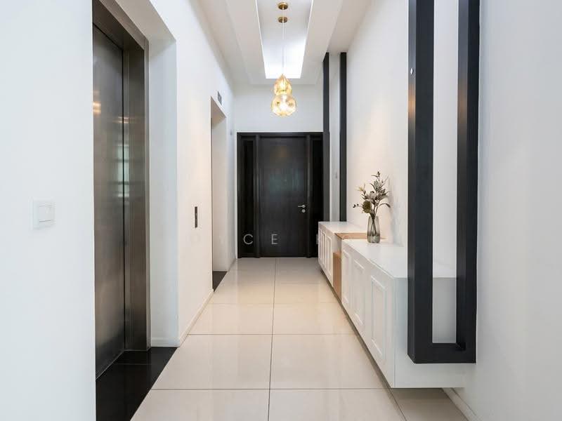 Condominium for Sale at Tropicana Grande - Joyce Kok - Corridor - PropertyGuru.com.my