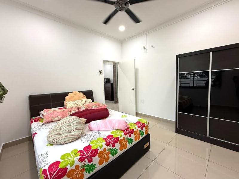 Semi-Detached House for Sale in Taman Adda Heights (Tebrau) - CS Tan - Bedroom - PropertyGuru.com.my