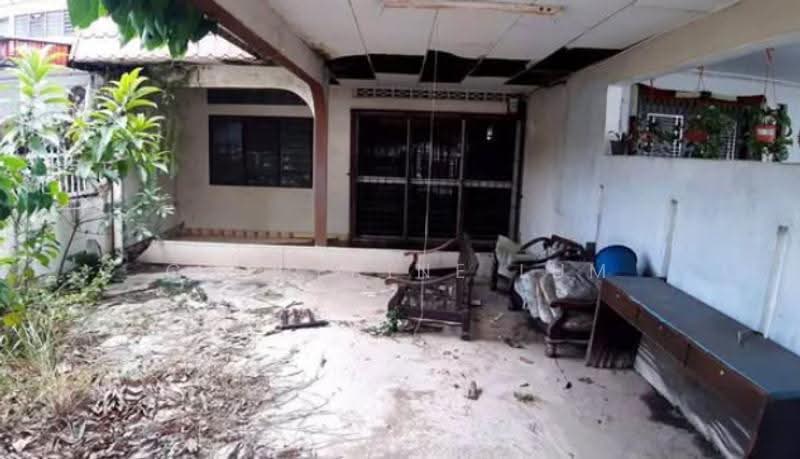 1-storey Terraced House for Sale in Klang (Selangor) - Catherine Lum - Exterior - PropertyGuru.com.my