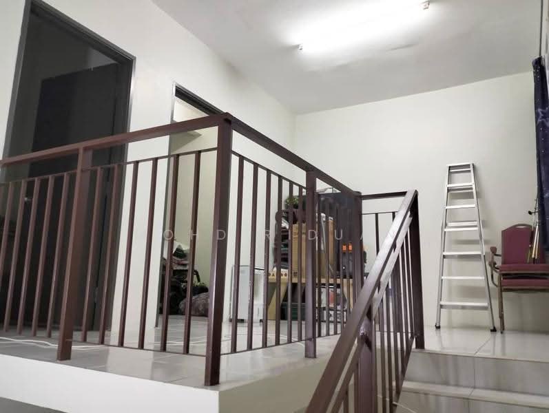 2-storey Terraced House for Sale in Kampung Batu 9 Kebun Baru (Telok Panglima Garang) - Mohd Riduan - Interior - PropertyGuru.com.my
