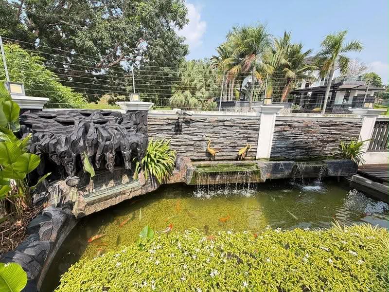 Bungalow House for Sale in Country Heights (Kajang) - Soon Sheng Law - Exterior - PropertyGuru.com.my