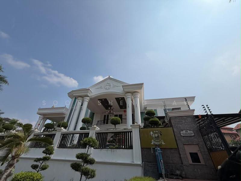 Bungalow House for Sale in Country Heights (Kajang) - Soon Sheng Law - Exterior - PropertyGuru.com.my
