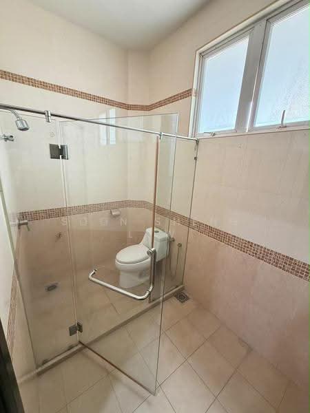 Bungalow House for Sale in Country Heights (Kajang) - Soon Sheng Law - Bathroom - PropertyGuru.com.my