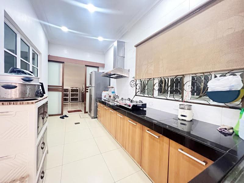 Rumah Berkembar untuk Dijual di Bandar Mahkota Cheras (Cheras) - Gaby Ng - Kitchen - PropertyGuru.com.my
