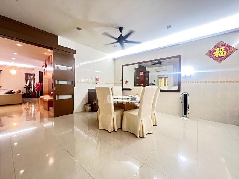Rumah Berkembar untuk Dijual di Bandar Mahkota Cheras (Cheras) - Gaby Ng - Dining Room - PropertyGuru.com.my