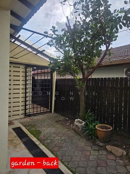Semi-Detached House for Rent in Taman Tun Dr Ismail (Kuala Lumpur) - Vong Nyee How - Garden - PropertyGuru.com.my