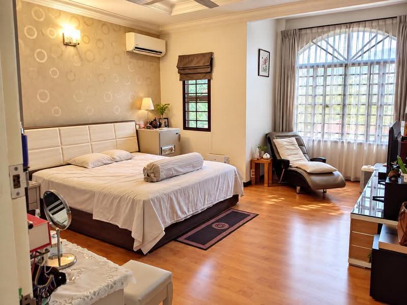 Rumah Teres 2.5-Tingkat untuk Dijual di Taman Ipoh Perdana (Tambun) - Mr Chee - Bedroom - PropertyGuru.com.my