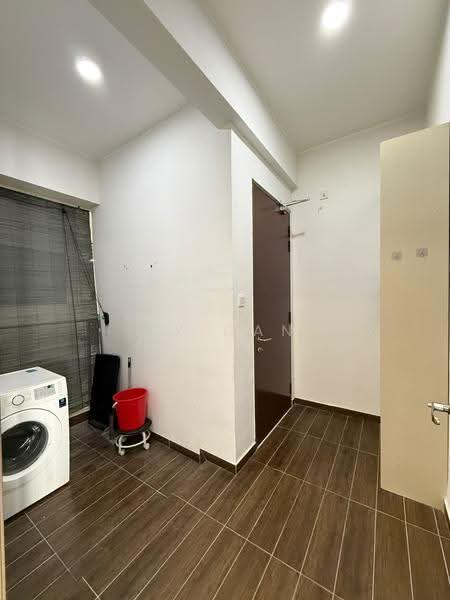 Condominium for Rent at Bay Laurel @ Country Garden Danga Bay - DX GAN - Interior - PropertyGuru.com.my