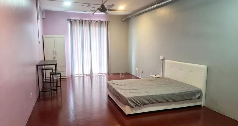 Kediaman Servis untuk Dijual di i-SOHO @ i-City - Adelyn Lee - Bedroom - PropertyGuru.com.my