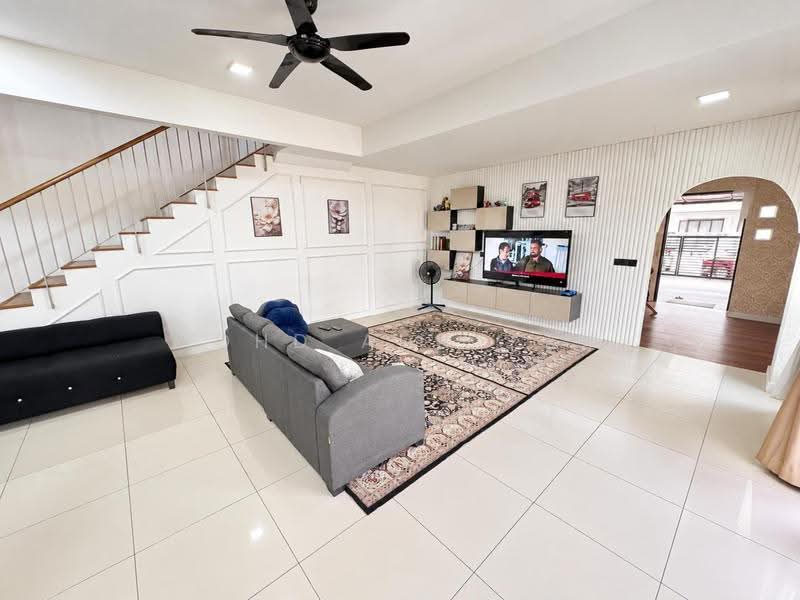 Rumah Teres 2-Tingkat untuk Dijual di Elmina (Shah Alam) - Mohd Adryzam - PropertyGuru.com.my