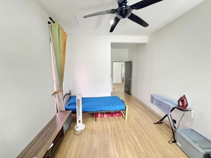 Rumah Teres 2-Tingkat untuk Dijual di Elmina (Shah Alam) - Mohd Adryzam - PropertyGuru.com.my