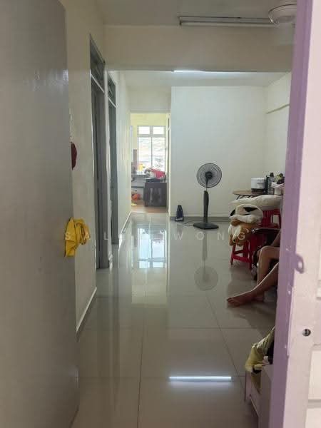Flat for Sale at Sri Mewah (Kampung Aman 1) - Sally Wong - Corridor - PropertyGuru.com.my