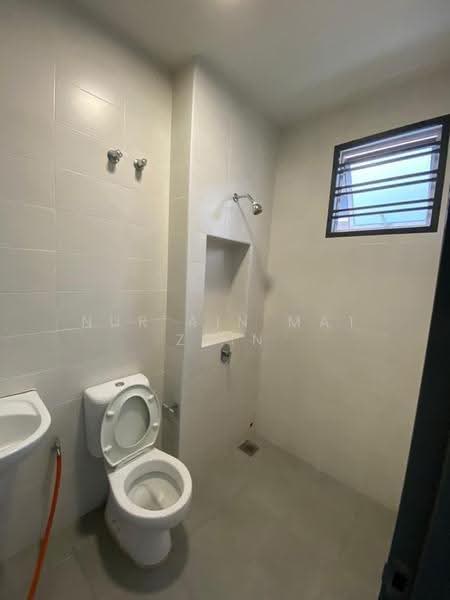 2-storey Terraced House for Sale in Bandar Saujana Putra (Tanjong Duabelas) - Nur Ain Mat Zain - PropertyGuru.com.my