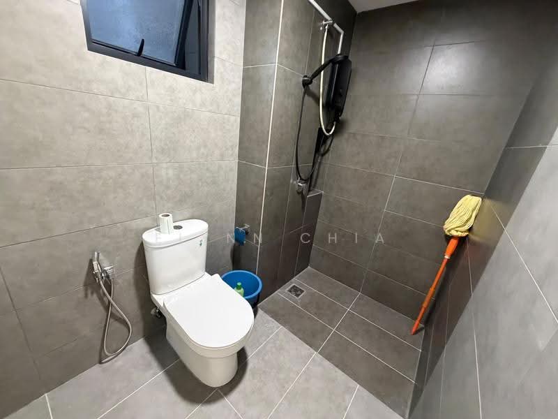 Kondominium untuk Disewa di D'Terra Residences - Elynn Chia - Bathroom - PropertyGuru.com.my