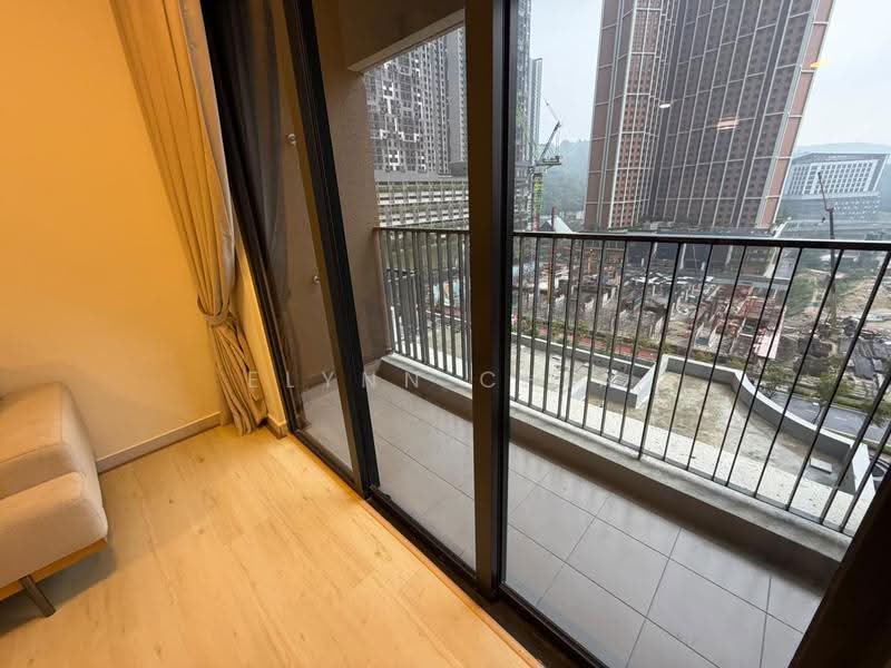 Kondominium untuk Disewa di D'Terra Residences - Elynn Chia - Balcony - PropertyGuru.com.my