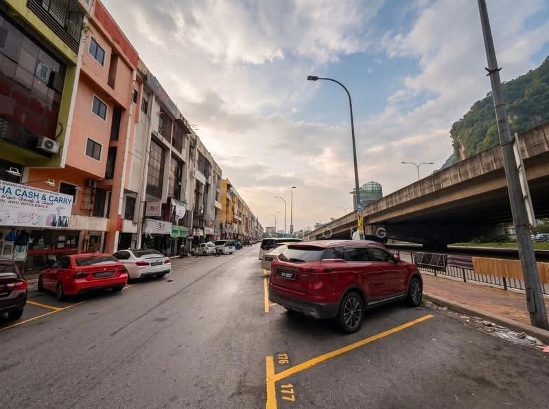 Shop for Sale in Batu Caves (Selangor) - Rony Chong - Exterior - PropertyGuru.com.my