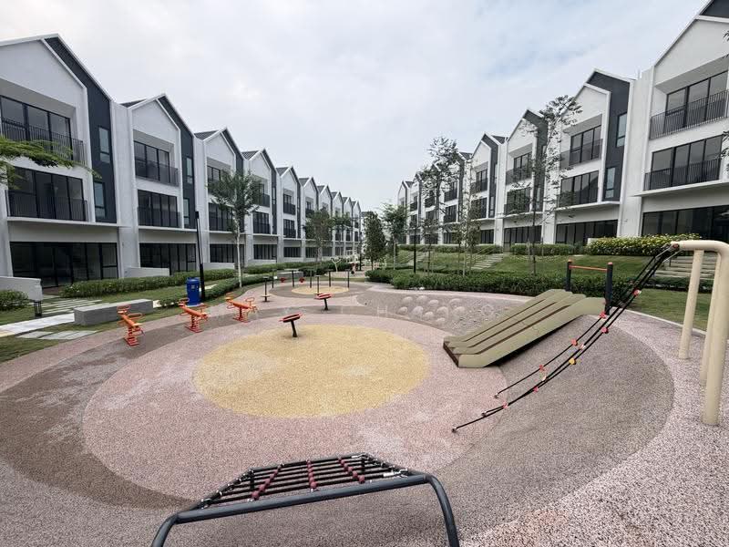 Townhouse for Rent in Petaling (Selangor) - May Chang - Exterior - PropertyGuru.com.my