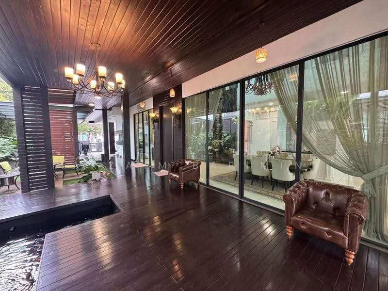 Bungalow House untuk Dijual di Senibong (Permas Jaya) - Arzaim Barimin - Living Room - PropertyGuru.com.my