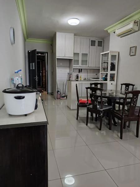 Kediaman Servis untuk Dijual di Univ 360 Place - Sally Wong - Kitchen - PropertyGuru.com.my