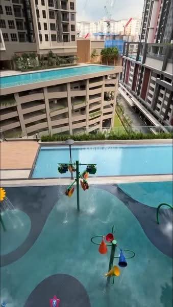 Apartment for Rent at V Residence Suites @ Sunway Velocity - Vin Mukdawichit - Pool - PropertyGuru.com.my