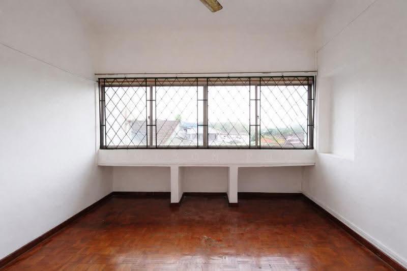 Rumah Berkembar untuk Disewa di Taman Kolam Air (Johor Bahru) - Simpson Poh - Interior - PropertyGuru.com.my