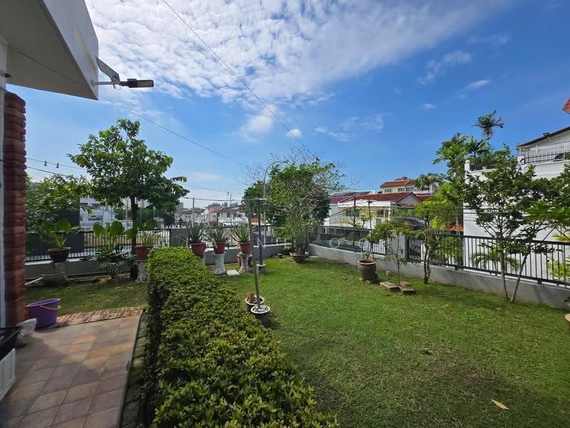 Rumah Berkembar untuk Dijual di Jelutong (Penang) - Elaine Ooi - Exterior - PropertyGuru.com.my