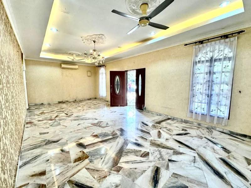 2-storey Terraced House for Sale in Bandar Tun Hussein Onn (Cheras) - Shafiq Amerudin - Living Room - PropertyGuru.com.my
