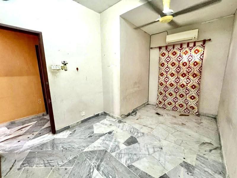 2-storey Terraced House for Sale in Bandar Tun Hussein Onn (Cheras) - Shafiq Amerudin - Interior - PropertyGuru.com.my