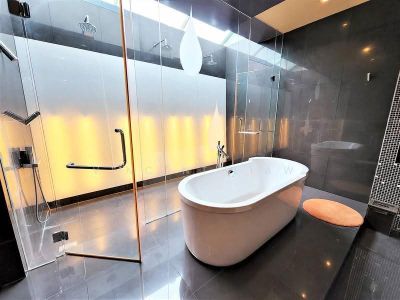 Semi-Detached House for Sale in Damansara Legenda (Petaling Jaya) - Vincent Liaw - Bathroom - PropertyGuru.com.my