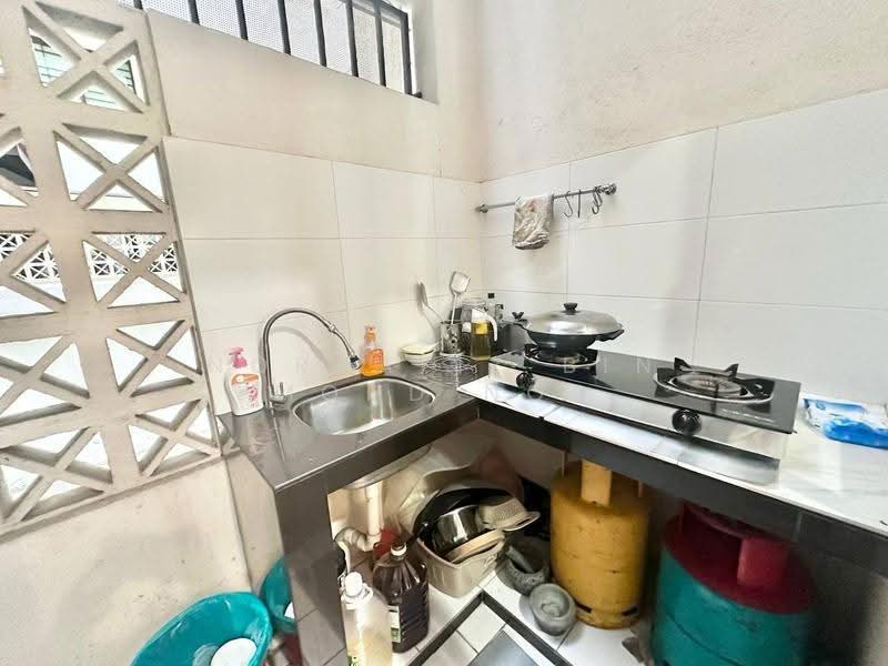 Kondominium untuk Dijual di Armanee - Norhafiz Bin Mohd Nor - Kitchen - PropertyGuru.com.my