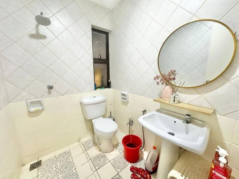 Kondominium untuk Dijual di Armanee - Norhafiz Bin Mohd Nor - Bathroom - PropertyGuru.com.my