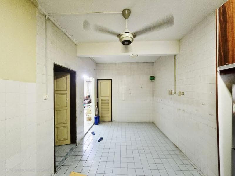 2-storey Terraced House for Sale in Seksyen 8 (Shah Alam) - Zimir Shah - Interior - PropertyGuru.com.my