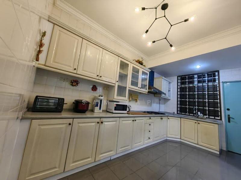 Semi-Detached House for Rent in Taman Perling (Perling) - Sam Yap - Kitchen - PropertyGuru.com.my