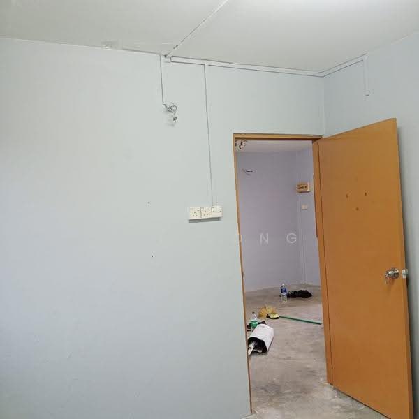 Flat for Rent at Flat Bandar Selesa Jaya @ Jalan Silat Gayong - Jun Song - PropertyGuru.com.my
