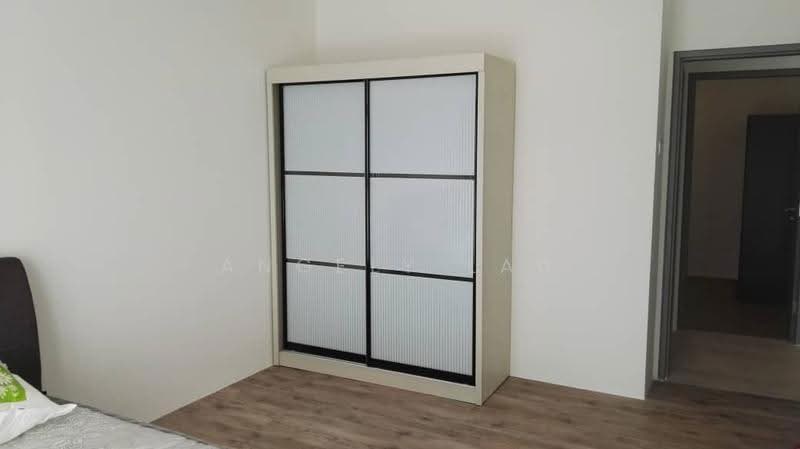 Kondominium untuk Dijual di Lakefront Residence - Angely Lau - Bedroom - PropertyGuru.com.my
