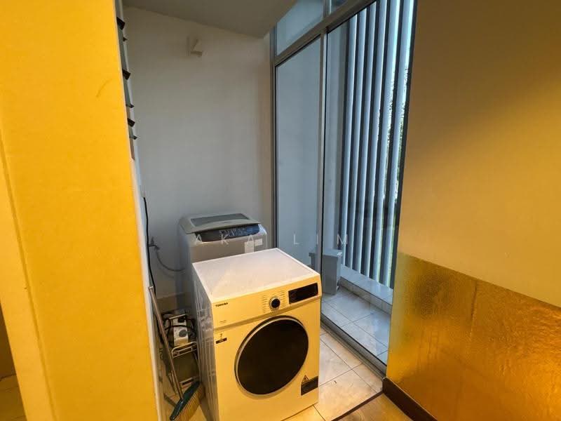 Townhouse for Rent in Kajang (Selangor) - Aka Lim - Balcony - PropertyGuru.com.my