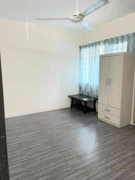 Kondominium untuk Dijual di De Tropicana - Adelyn Lee - Bedroom - PropertyGuru.com.my