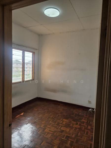 Pangsapuri untuk Disewa di Pangsapuri Sri Kemuning - Yigee Heng - Interior - PropertyGuru.com.my