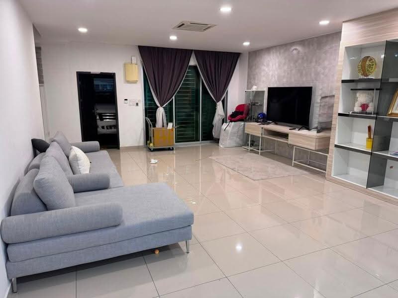 2-storey Terraced House for Rent in Kluang (Johor) - Shanel Tee - Living Room - PropertyGuru.com.my