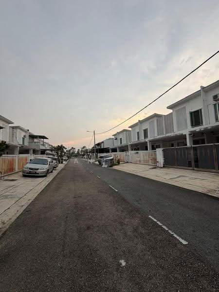 2-storey Terraced House for Rent in Kluang (Johor) - Shanel Tee - Exterior - PropertyGuru.com.my