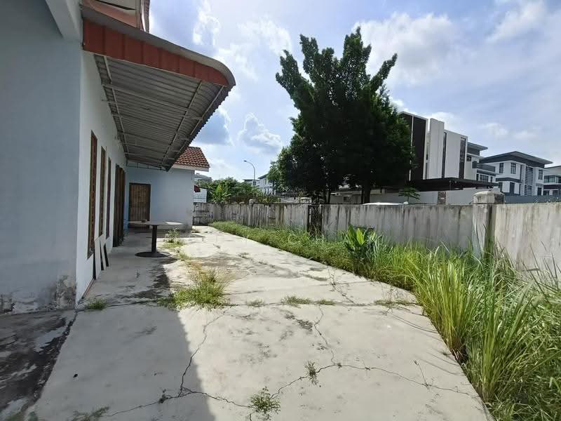 Rumah Teres 1-Tingkat untuk Dijual di Taman Mutiara Rini (Skudai) - Eddy Chan - Exterior - PropertyGuru.com.my