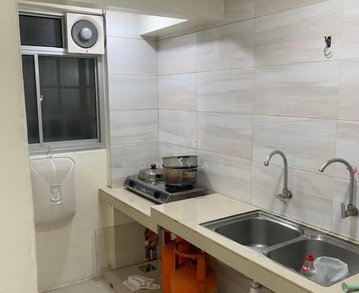 Pangsapuri untuk Dijual di Puncak Desa Apartment - Ron Yap - Kitchen - PropertyGuru.com.my