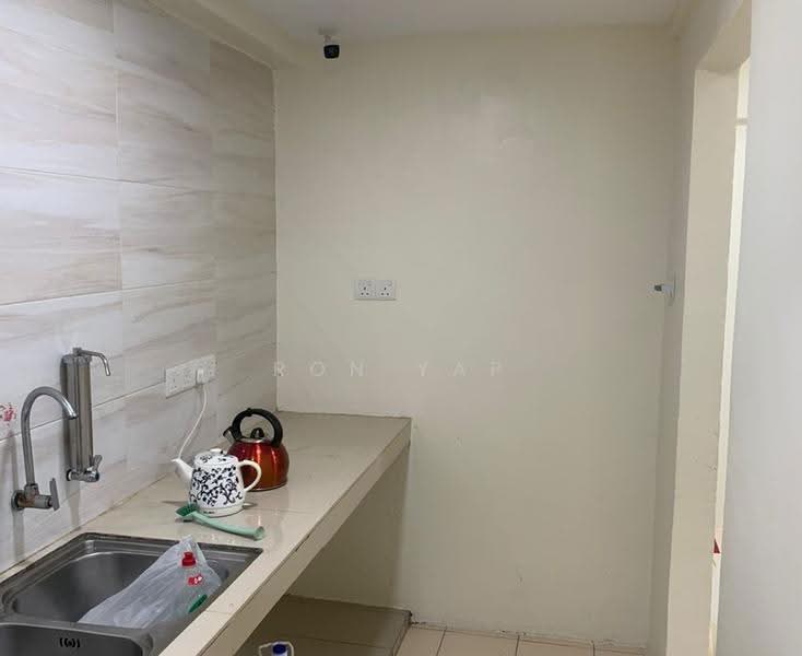 Pangsapuri untuk Dijual di Puncak Desa Apartment - Ron Yap - Kitchen - PropertyGuru.com.my